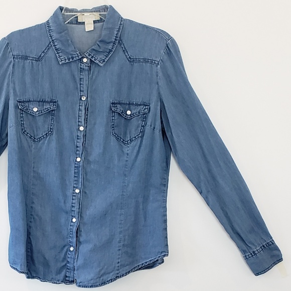 Japna Tops - Japna Denim Shirt Medium Wash 2 Pockets sz L